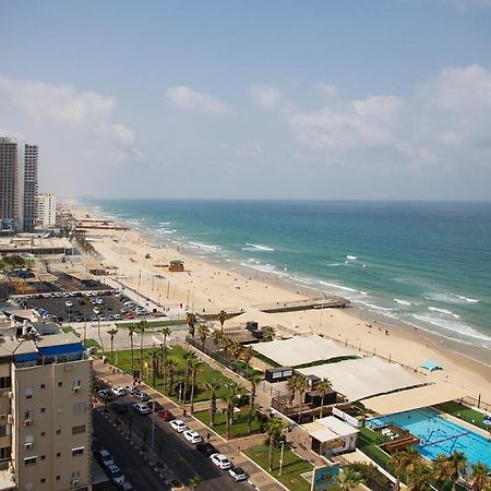 Apartments4You Leonardo 11 Бат-Ям Екстер'єр фото